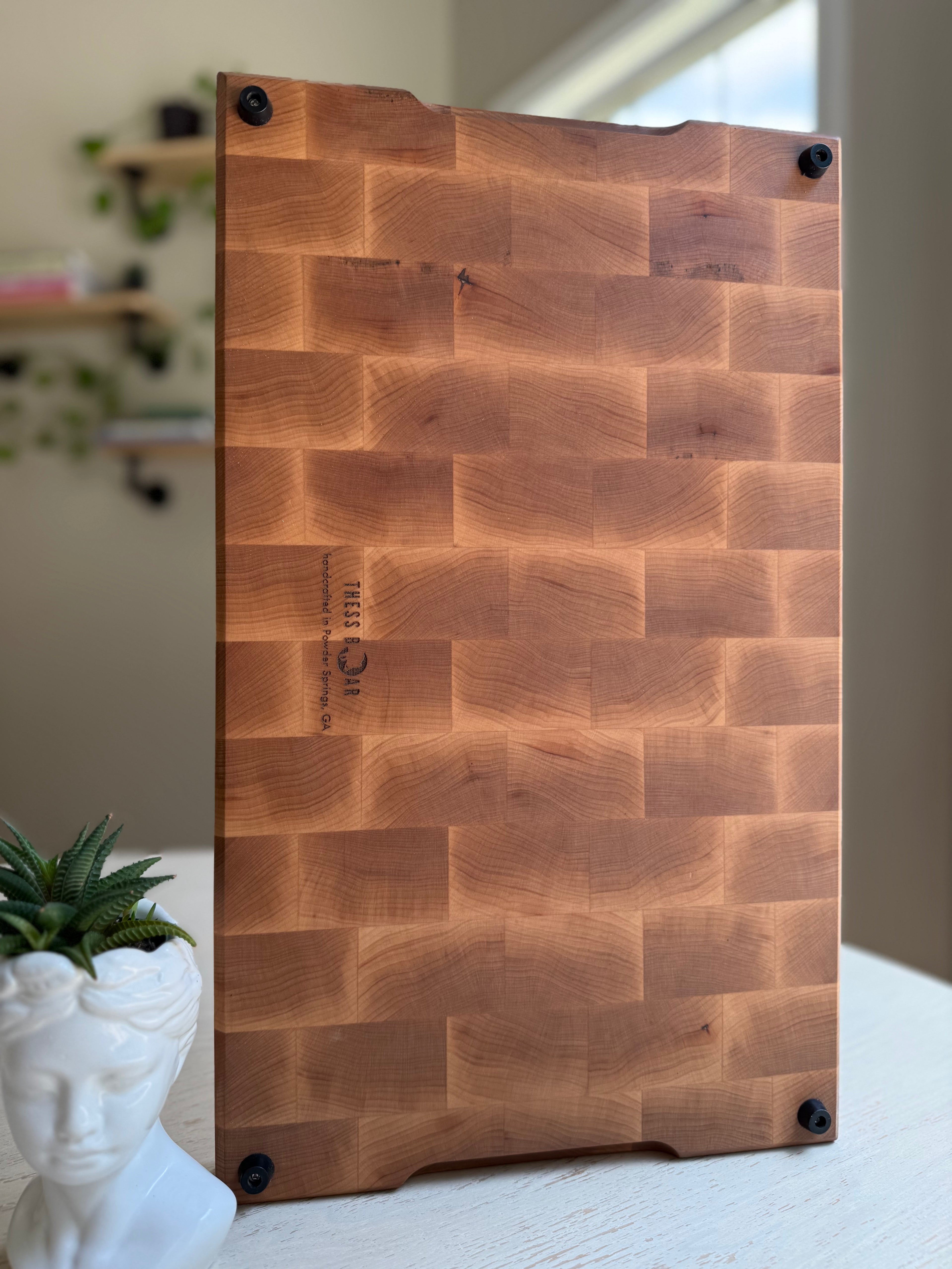 End Grain Mama Boar 12x20