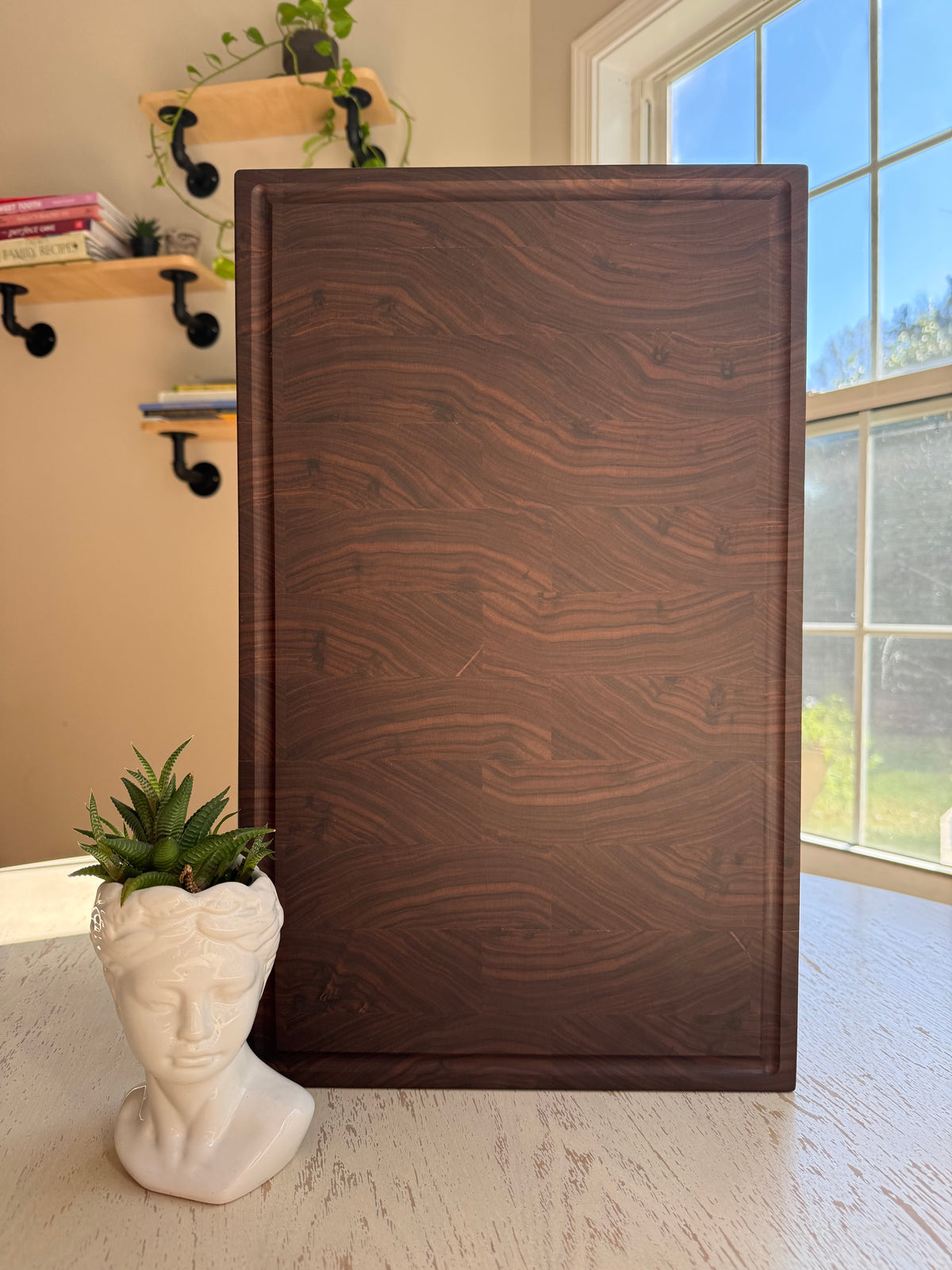 11x19 American Black Walnut Mama Boar